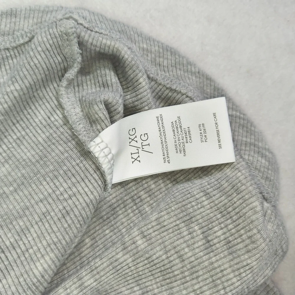Cabi Ribbed Knit‎ Long Sleeve Top Minimalist Basic Capsule Wardrobe Soft Stretch